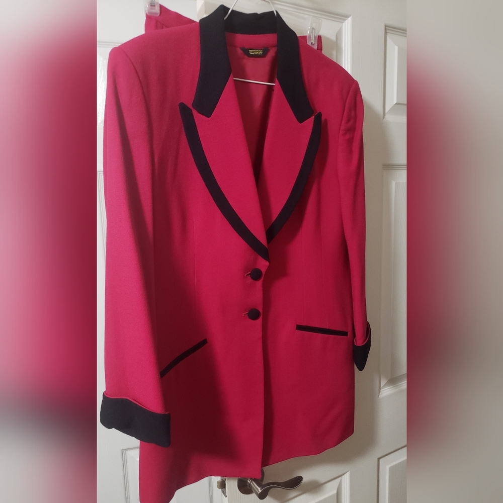 2pc Suit - image 1